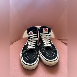Vans Sk8-Hi Skate Shoe